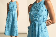 Load image into Gallery viewer, DUSK DRESS -Bay Broderie
