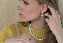 Load image into Gallery viewer, Freshwater Pearl Necklace