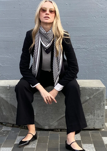 THE HUNTER Scarf
