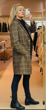 Load image into Gallery viewer, DEA WOOLEN COAT
