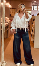 Load image into Gallery viewer, DEISEL 1996 D-SIRE
