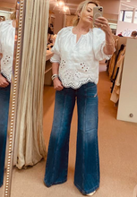 Load image into Gallery viewer, DEISEL D-AKII
