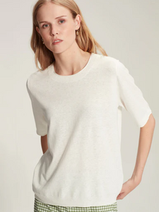 Caroline Sills    LEO SUMMER TEE