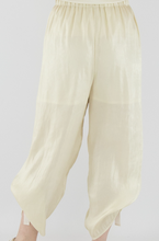 Load image into Gallery viewer, SERRA SATIN PANT S26
