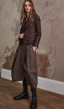 Load image into Gallery viewer, TRANSIT PAR - SUCH  Brown Leather Blazer
