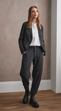 Load image into Gallery viewer, TRANSIT PA- SUCH Dark Grey Classis Cut Pant
